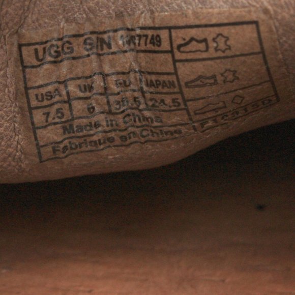 UGG Australia Women's Amila Moccasin Caramel Loafers US 7.5 - Picture 8 of 8